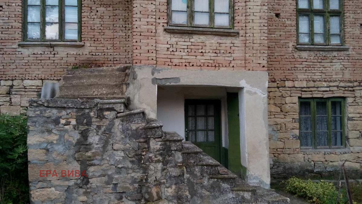 Продава КЪЩА, с. Ягнило, област Варна, снимка 2 - Къщи - 54502521