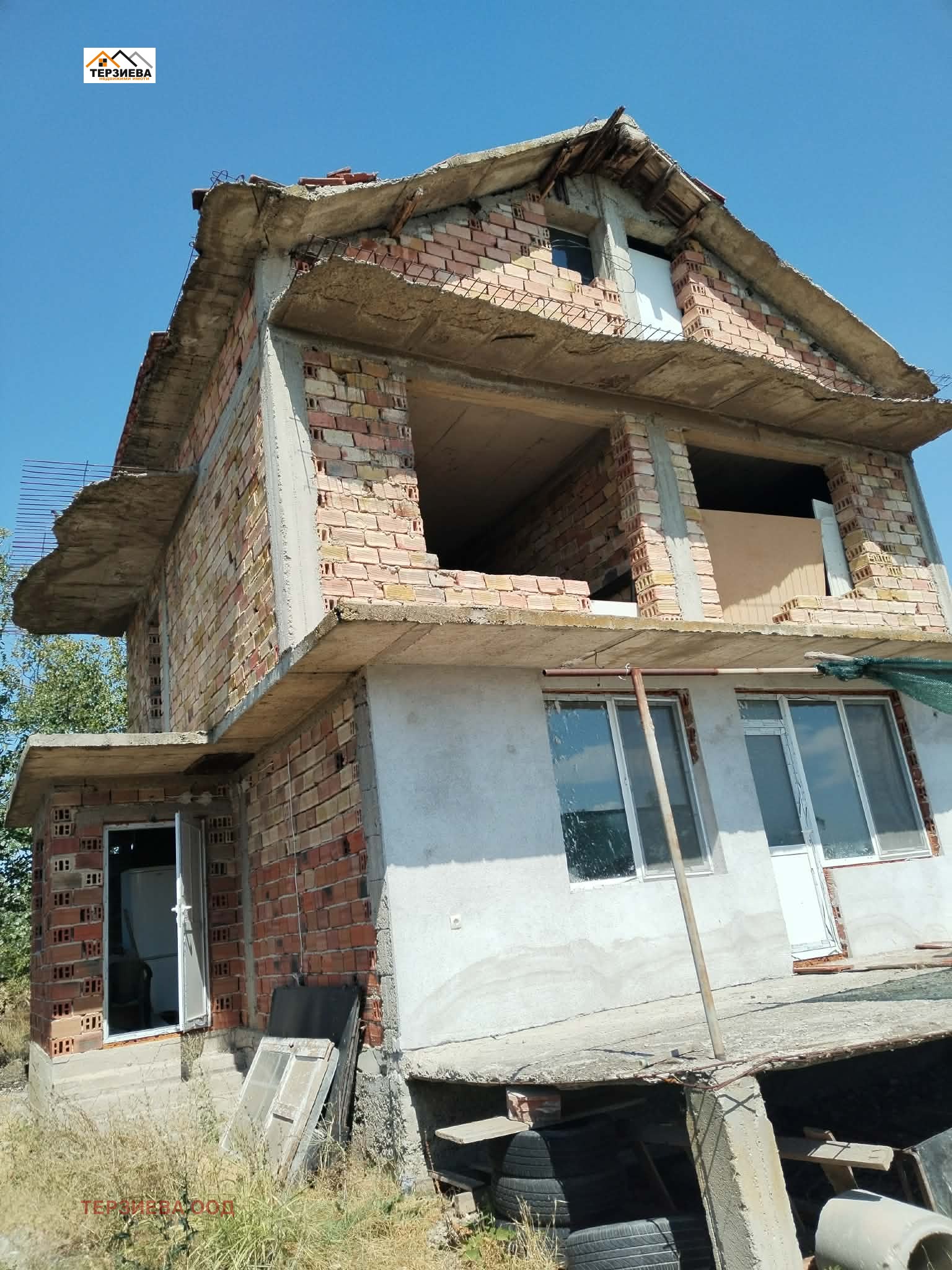 Продава КЪЩА, с. Ловец, област Стара Загора