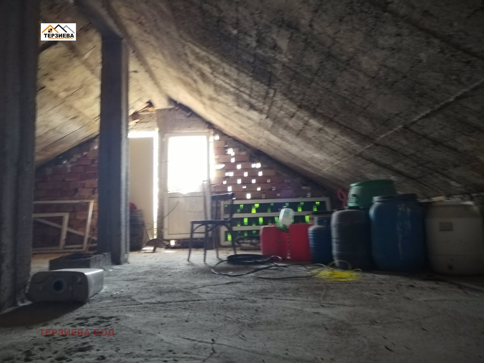 Продава КЪЩА, с. Ловец, област Стара Загора, снимка 2 - Къщи - 55951732