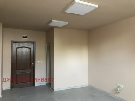 Продажба на офиси в град Благоевград - изображение 9 