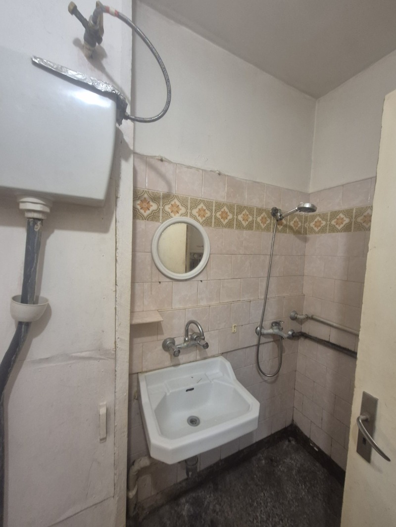 Продава  1-стаен град Плевен , Сторгозия , 45 кв.м | 53310573 - изображение [2]