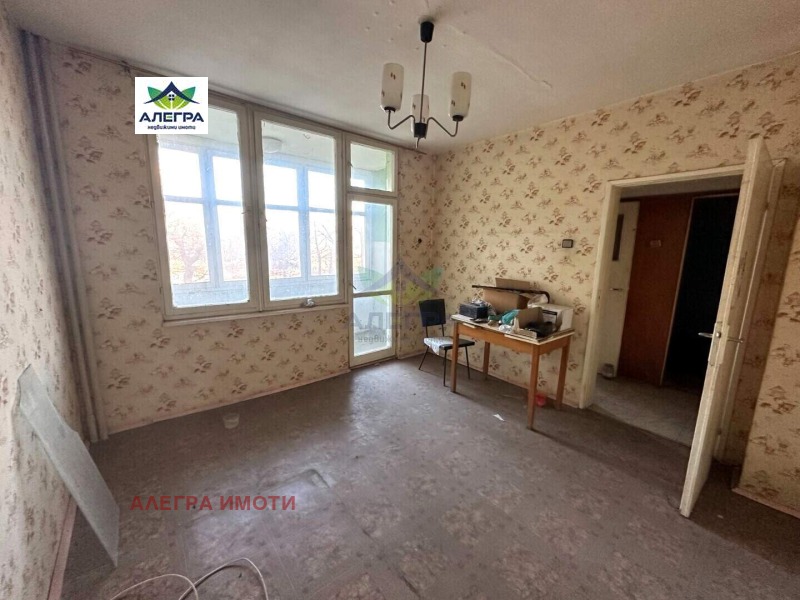 Продава  1 slaapkamer Pazardzjik , Okrazjna bolnitsa , 71 кв.м | 75600027 - изображение [3]