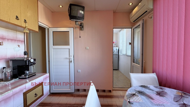 Продава 3-СТАЕН, гр. Чирпан, област Стара Загора, снимка 14 - Апартаменти - 53285024