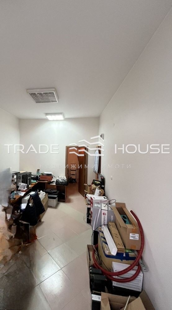 Продава ОФИС, гр. Пловдив, Гагарин, снимка 2 - Офиси - 52523588
