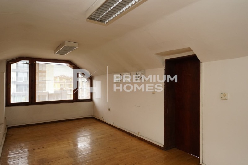 Продава КЪЩА, гр. София, Редута, снимка 8 - Къщи - 53322299