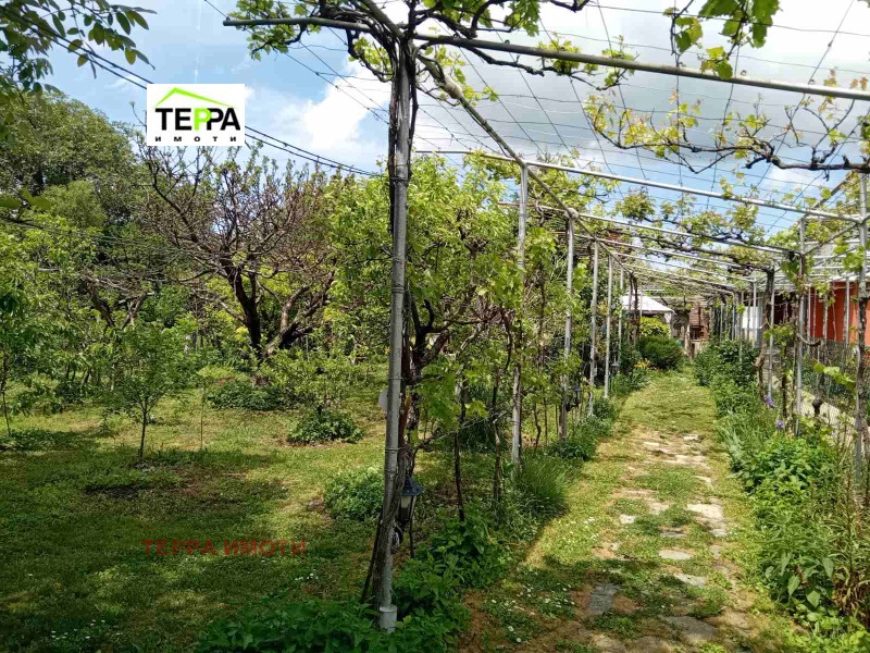 Продава ВИЛА, с. Дълбоки, област Стара Загора, снимка 16 - Вили - 53045929