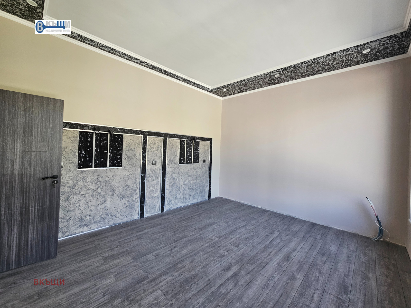Продава 3-СТАЕН, гр. Велико Търново, Бузлуджа, снимка 2 - Апартаменти - 51429546