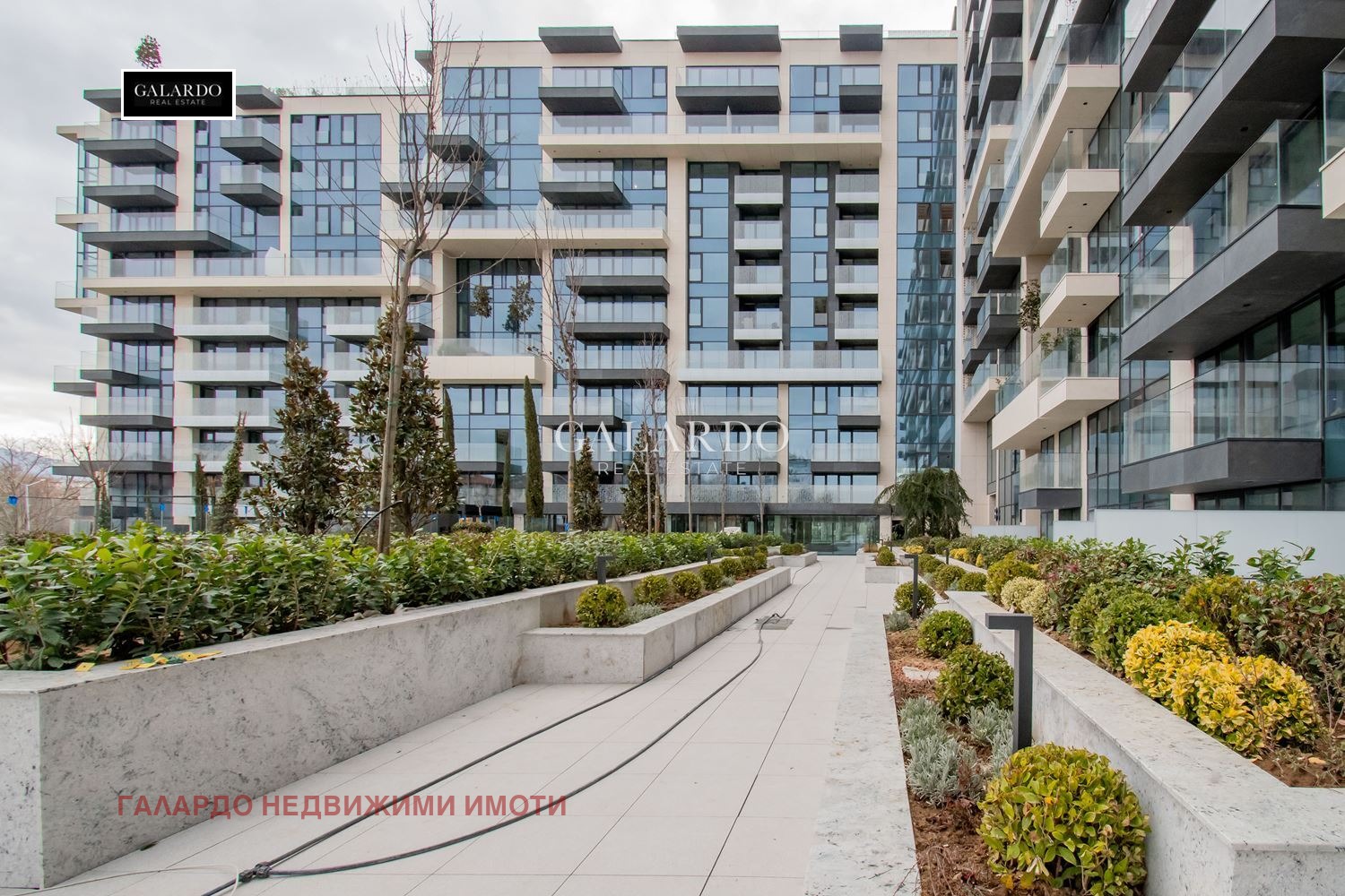 Продава 4-СТАЕН, гр. София, Оборище