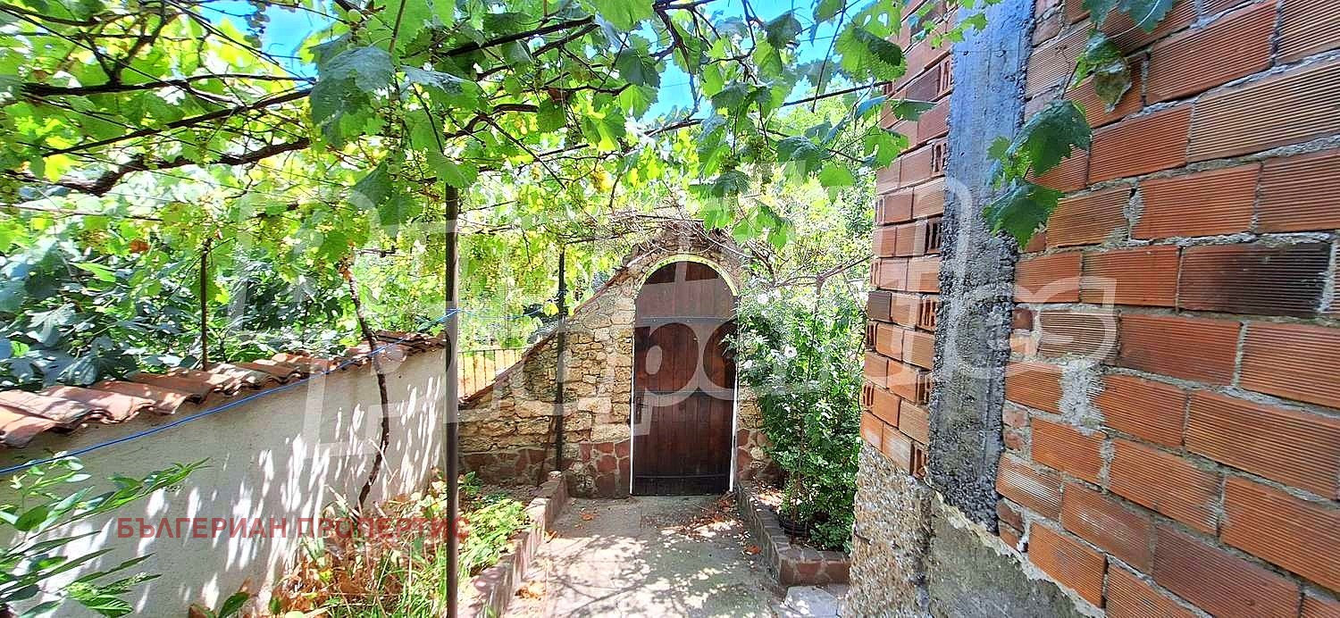 Продава ЕТАЖ ОТ КЪЩА, гр. Куклен, област Пловдив, снимка 2 - Етаж от къща - 46835469