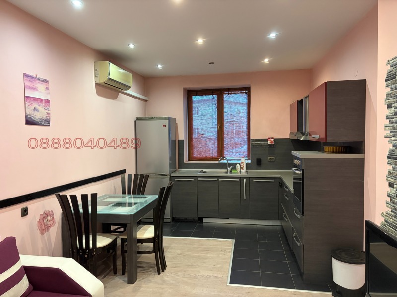 Продава 3-СТАЕН, гр. Русе, Център, снимка 2 - Апартаменти - 53281124