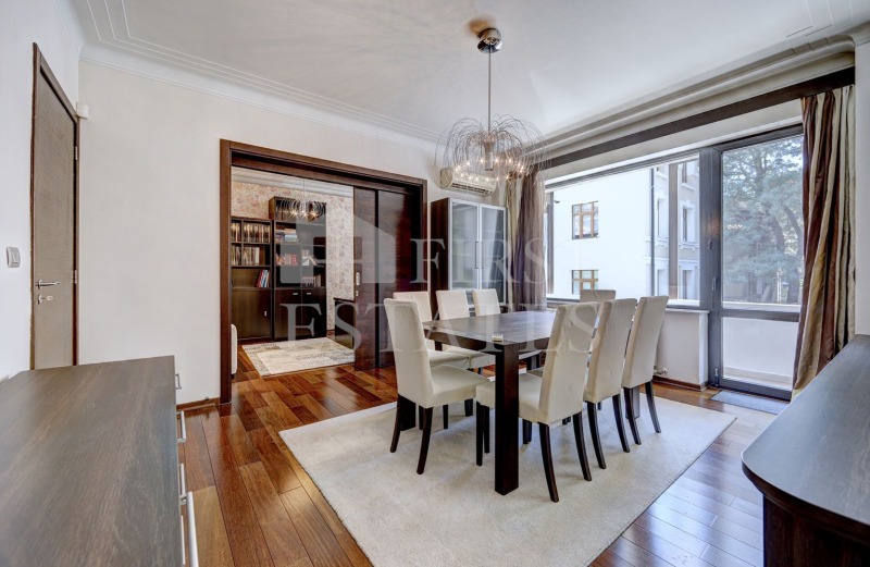 Продава МНОГОСТАЕН, гр. София, Център, снимка 2 - Апартаменти - 53270953