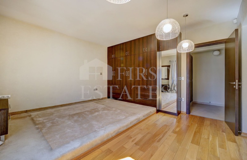 Продава МНОГОСТАЕН, гр. София, Център, снимка 9 - Апартаменти - 53270953