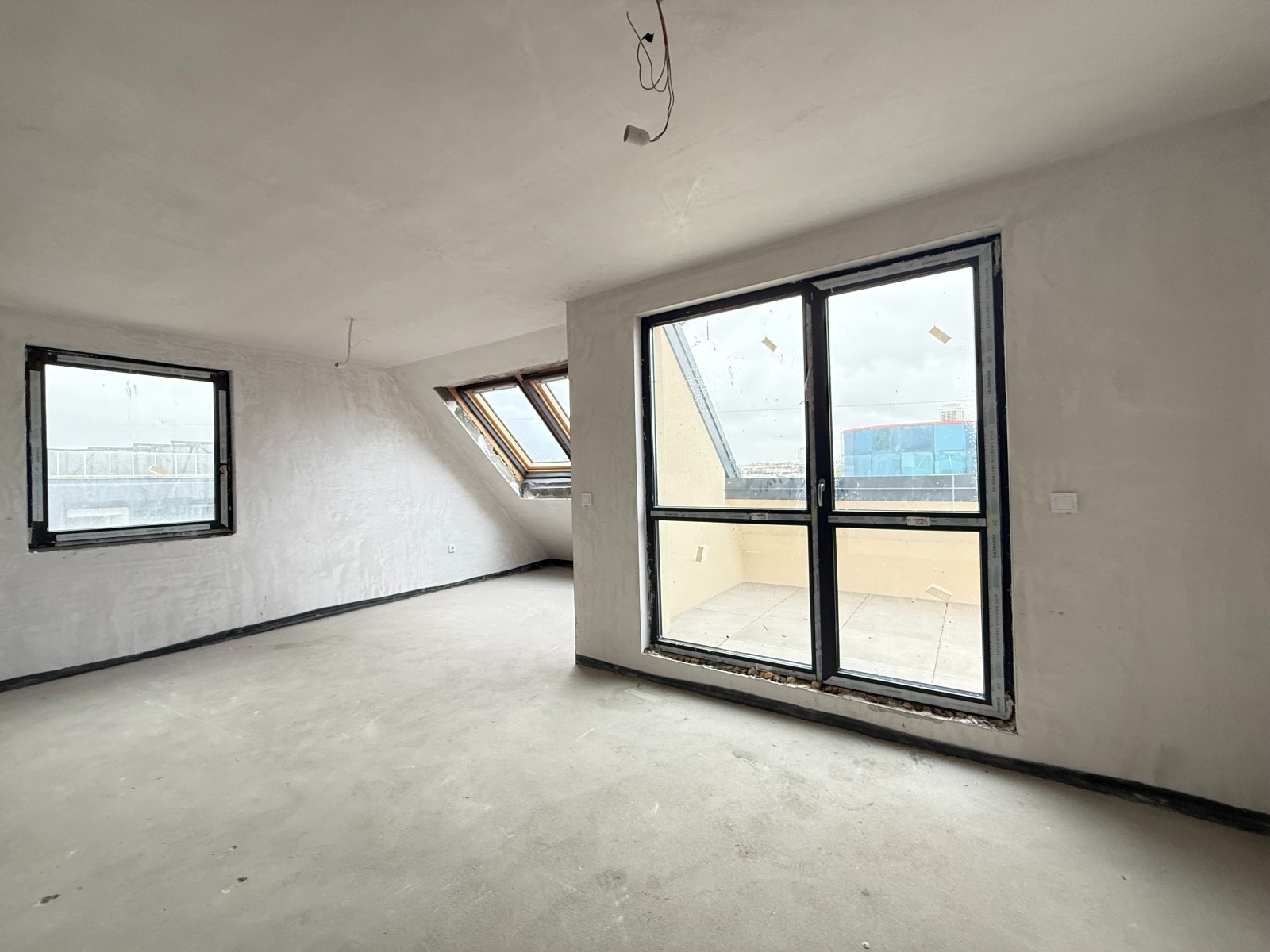 Продава 4-СТАЕН, гр. София, Студентски град, снимка 2 - Апартаменти - 54563400