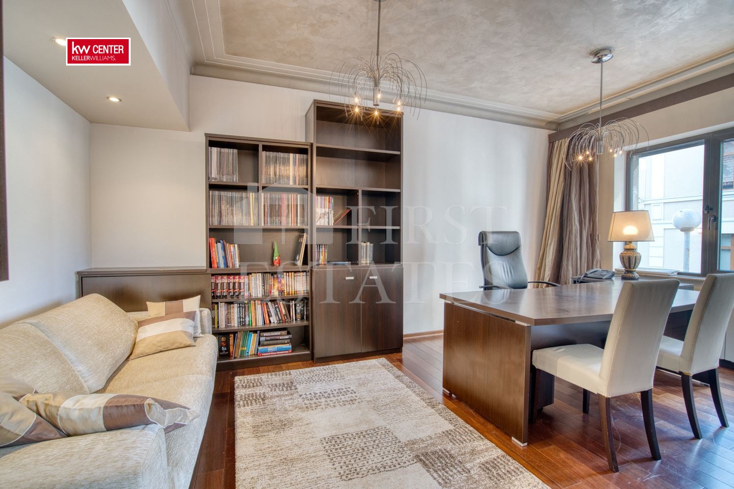 Продава МНОГОСТАЕН, гр. София, Център, снимка 3 - Апартаменти - 53270953