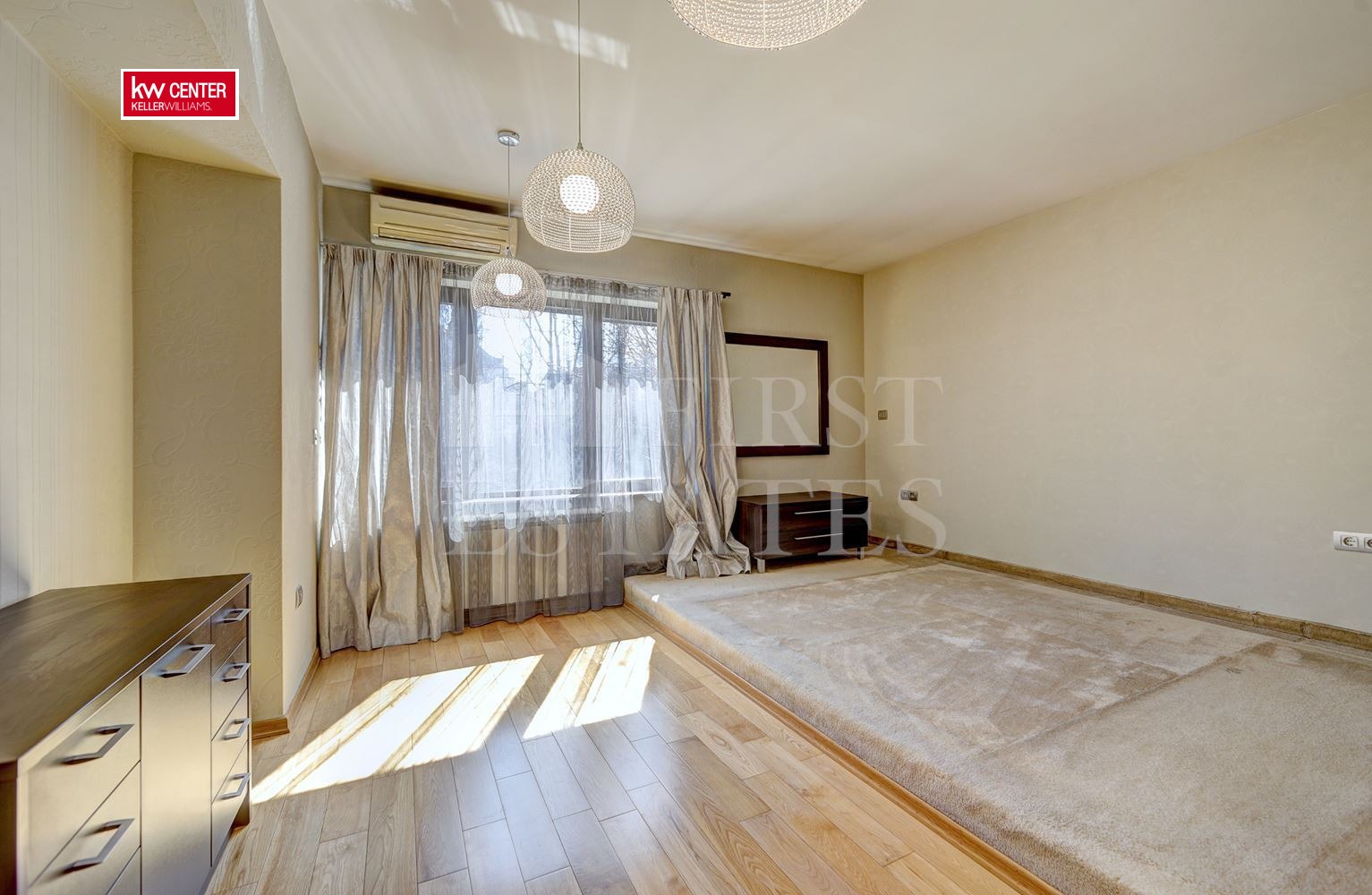 Продава МНОГОСТАЕН, гр. София, Център, снимка 7 - Апартаменти - 53270953