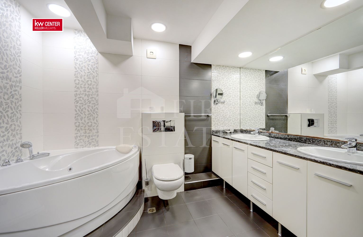 Продава МНОГОСТАЕН, гр. София, Център, снимка 8 - Апартаменти - 53270953