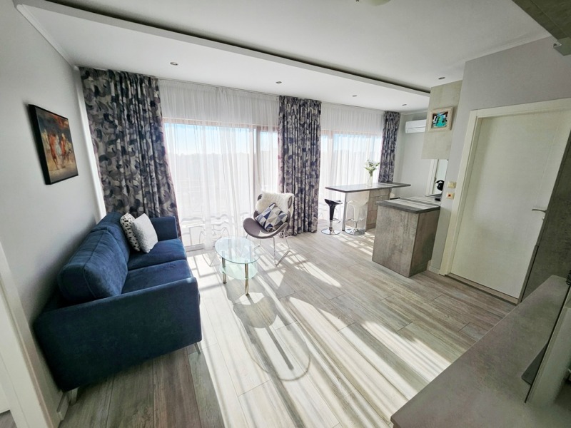 Продава 3-СТАЕН в област Бургас, к.к. Слънчев бряг - 72 кв.м / 89 900 € » 175 829.12 лв., БИЛДКОМЕРС