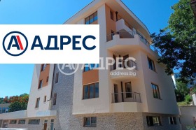 1 υπνοδωμάτιο ΤΣενταρ, Ραζγραδ 1