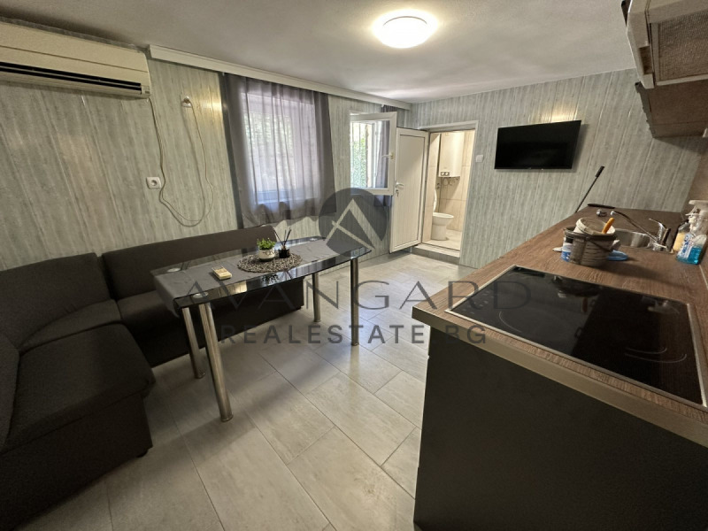 Προς πώληση  1 υπνοδωμάτιο Πλοβδηβ , ΤΣενταρ , 45 τ.μ | 72677133