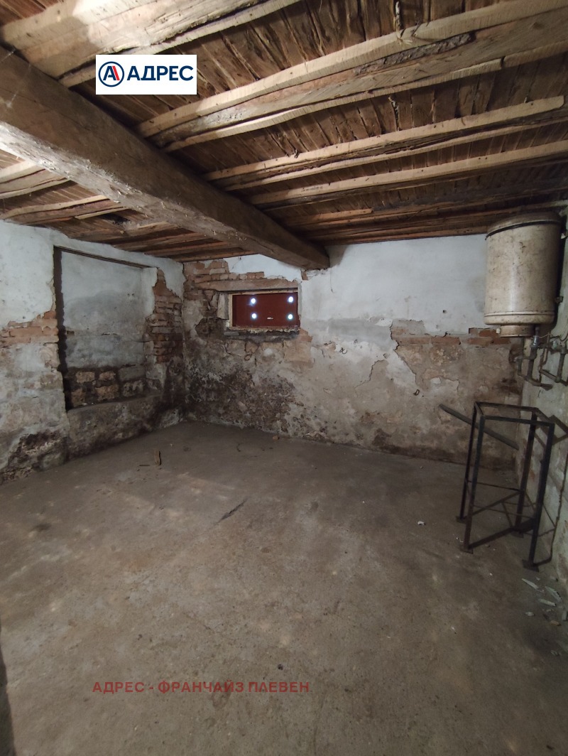 Продава  Къща област Плевен , с. Въбел , 160 кв.м | 54595074 - изображение [13]