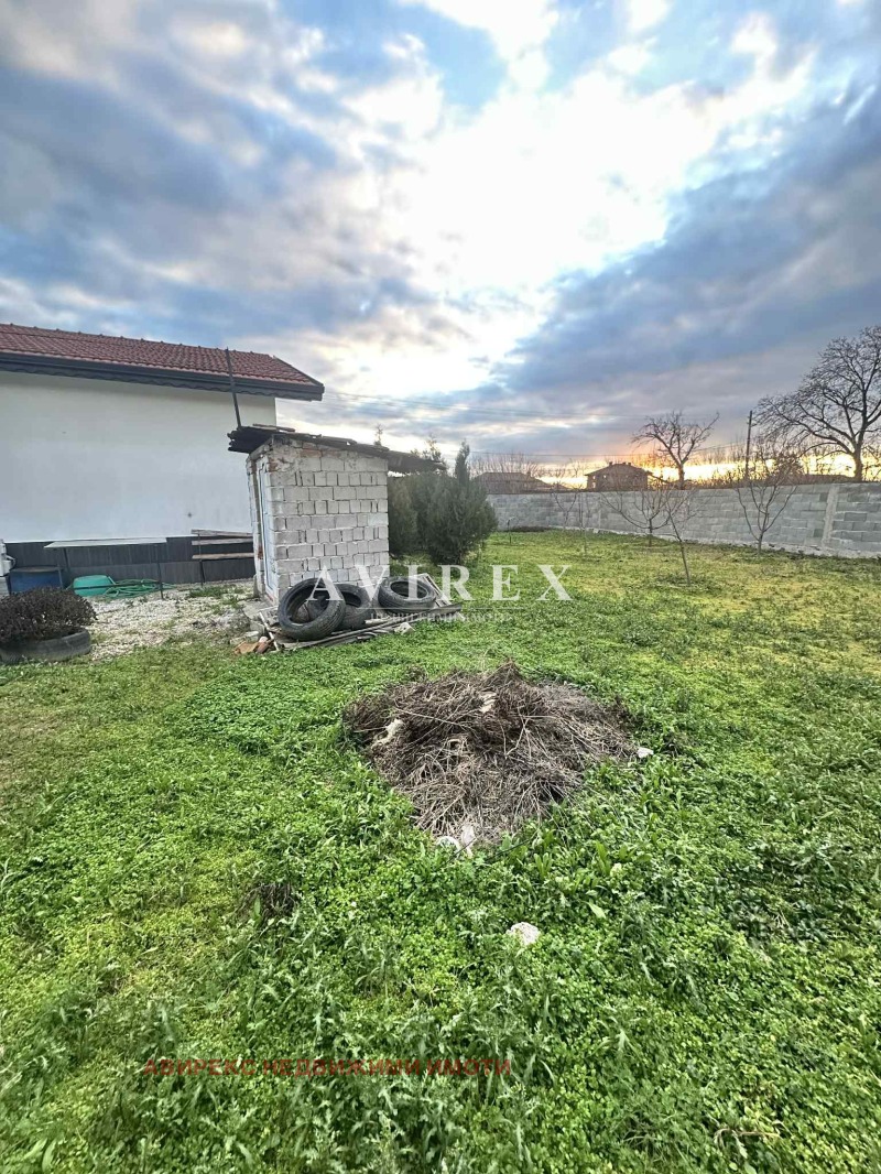 Продава КЪЩА, с. Цалапица, област Пловдив, снимка 12 - Къщи - 53107118