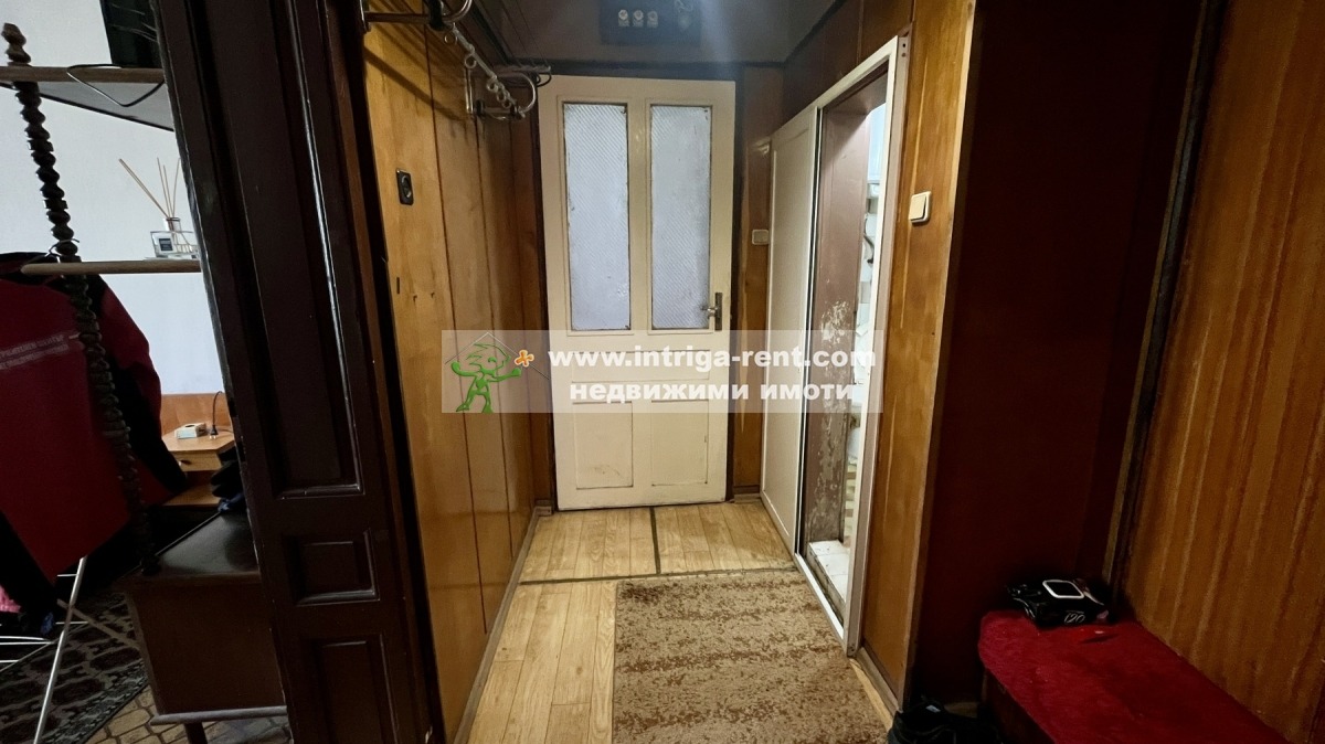 Продава 2-СТАЕН, гр. Хасково, Училищни, снимка 8 - Апартаменти - 54355600