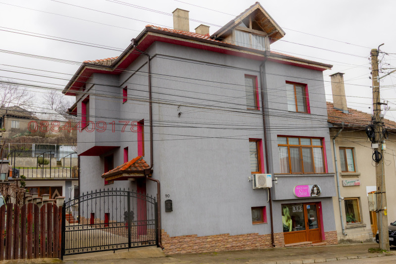 Продава КЪЩА в област Силистра, гр. Тутракан - 94 кв.м / 700 000 € » 1 369 081.00 лв.
