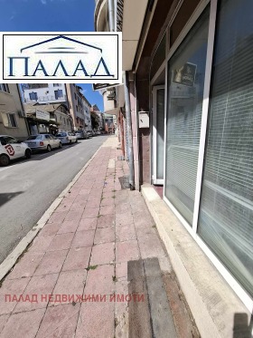 2-стаен град Варна, Център