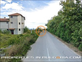 Продажба на имоти в с. Топола, област Добрич - изображение 4 