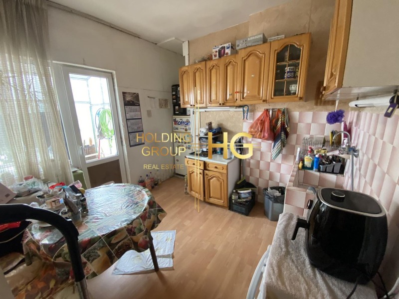 Продава  3-стаен, град Варна, Централна поща •  170 000 EUR • ID 61224651 — holmes.bg - [1] 