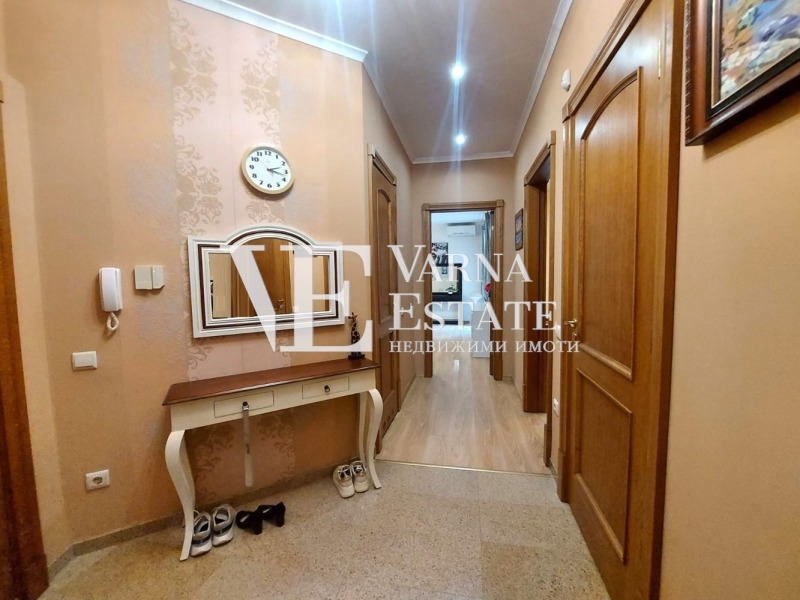 Na prodej  2 ložnice Varna , Briz , 150 m2 | 37733383 - obraz [12]