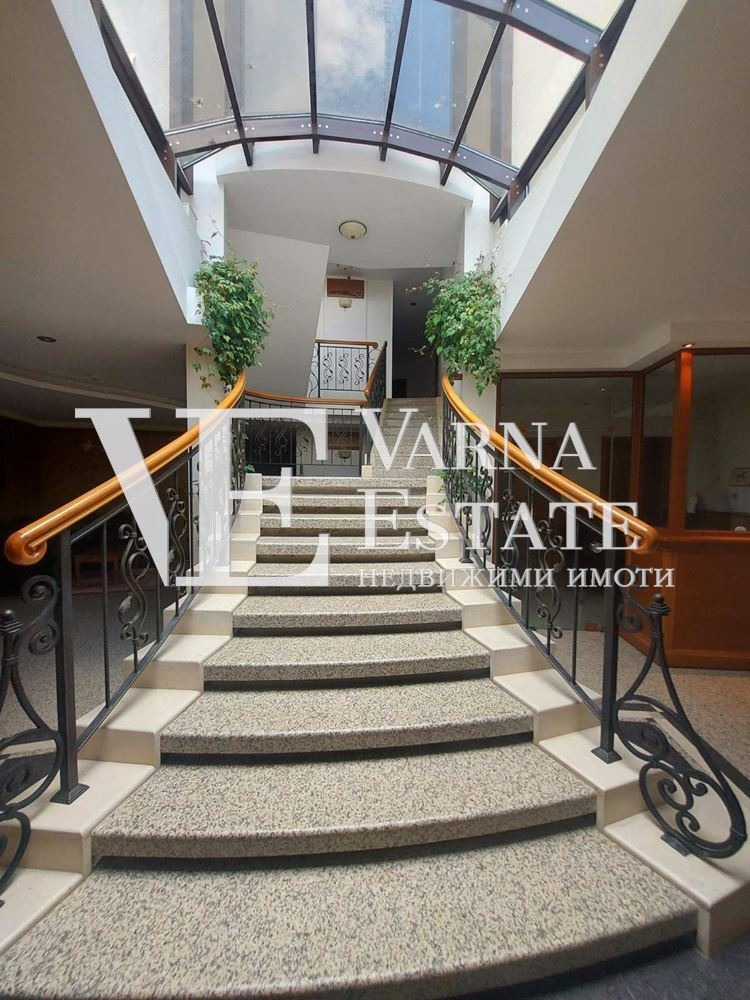 Na prodej  2 ložnice Varna , Briz , 150 m2 | 37733383 - obraz [13]