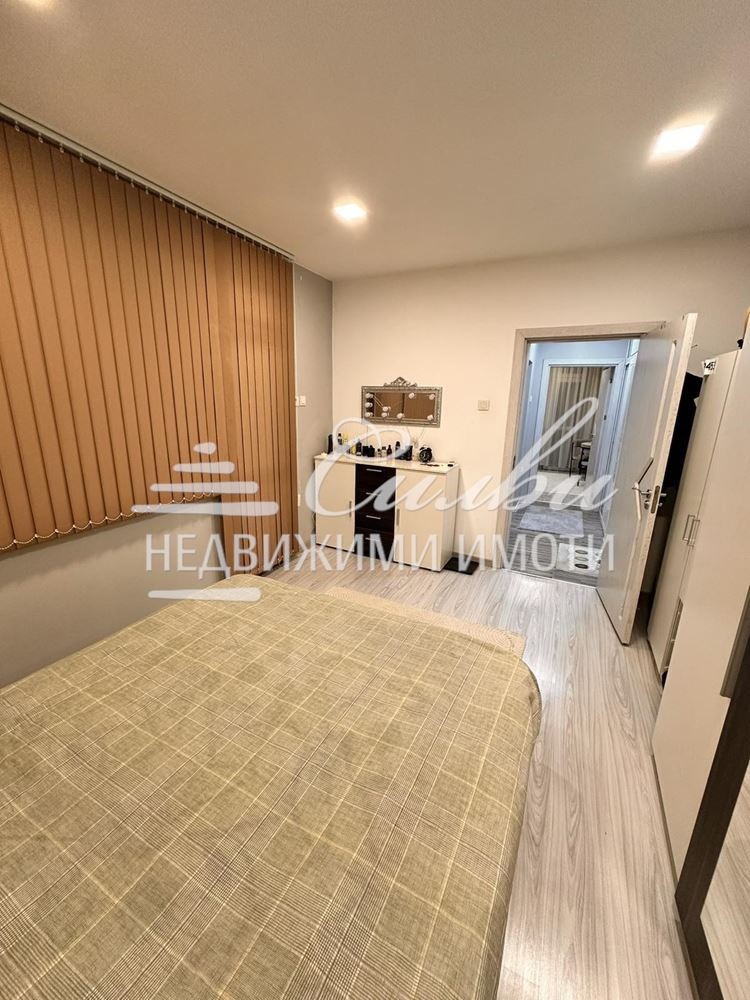 Продава 3-СТАЕН, гр. Шумен, Център, снимка 4 - Апартаменти - 53897190