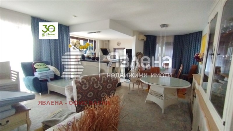 Продава КЪЩА, гр. Балчик, област Добрич, снимка 13 - Къщи - 53049047