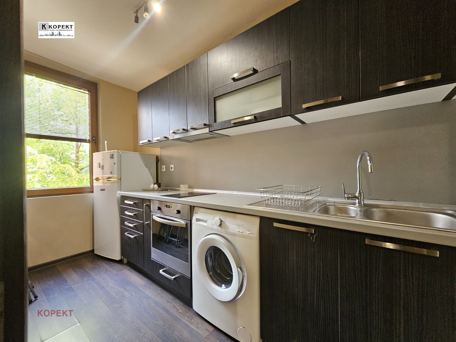 Продава 4-СТАЕН, гр. Плевен, Широк център, снимка 3 - Апартаменти - 54509011