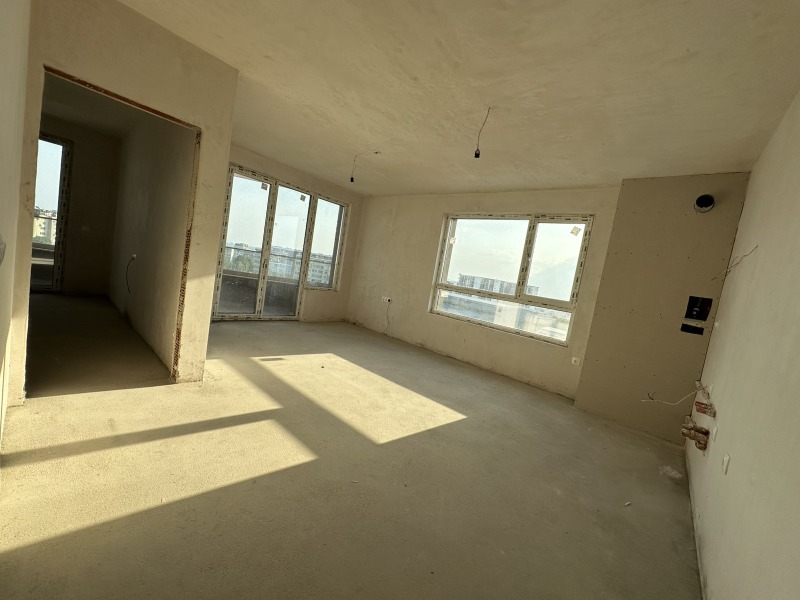 Продава  2-стаен, град Бургас, Славейков •  101 660 EUR • ID 53941563 — holmes.bg - [1] 