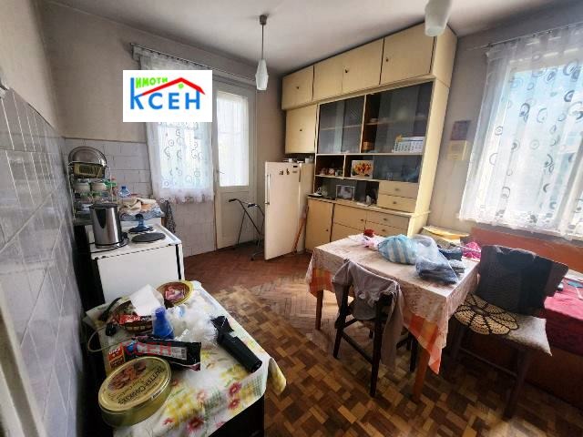 На продаж  2 спальні Търговище , Център , 78 кв.м | 87441137 - зображення [2]