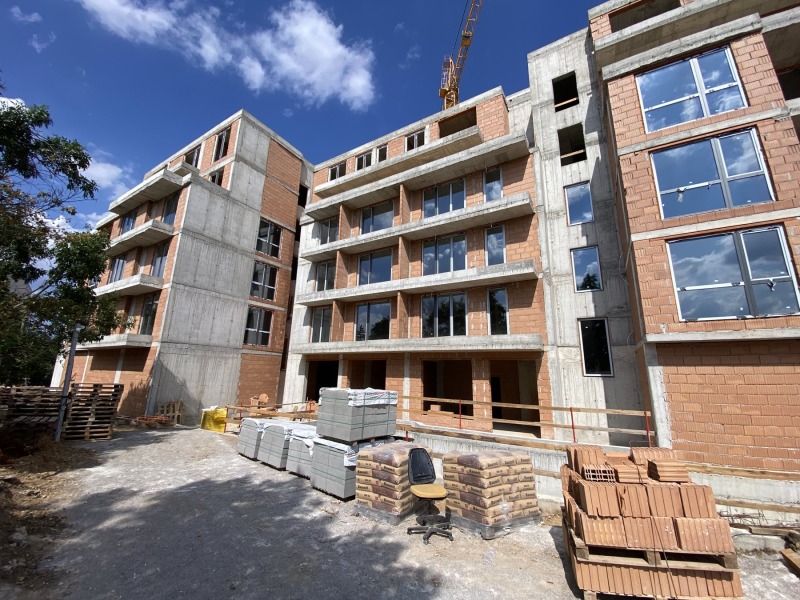 Продава  3-стаен, град София, Люлин 8 •  174 529 € • ID 41452648 — holmes.bg - [1] 