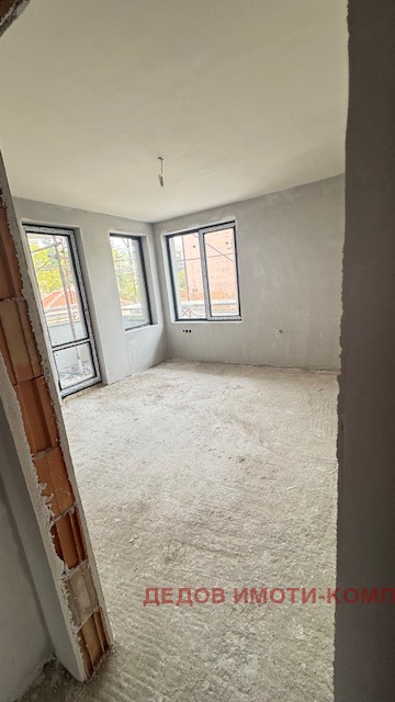 De vânzare  2 dormitoare Stara Zagora , Țentâr , 138 mp | 93871748 - imagine [3]
