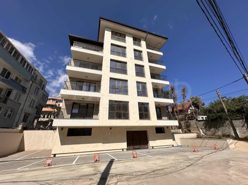 Продава 3-СТАЕН, гр. Варна, Бриз, снимка 11 - Апартаменти - 53119756