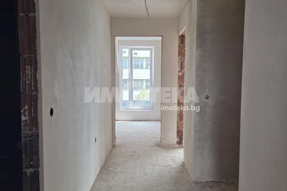 Продава МНОГОСТАЕН, гр. София, Център, снимка 2 - Апартаменти - 50624541