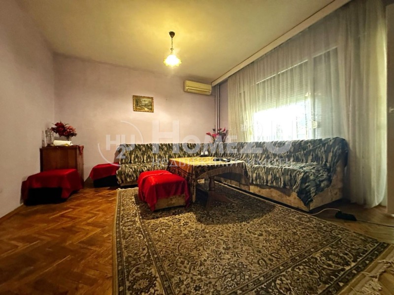 Te koop  1 slaapkamer Plovdiv , Kjutsjuk Parizj , 64 m² | 41158308