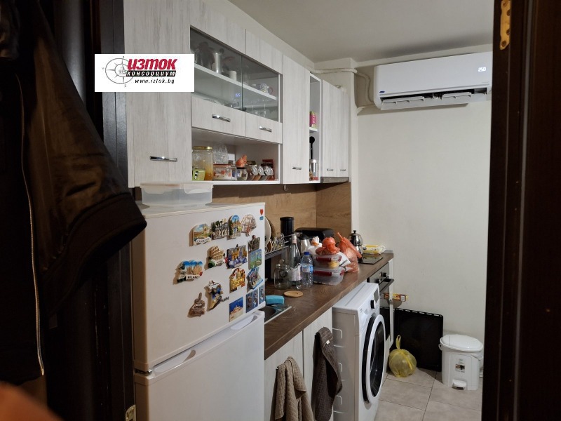 Продава 2-СТАЕН, гр. София, Банишора, снимка 2 - Апартаменти - 53279970