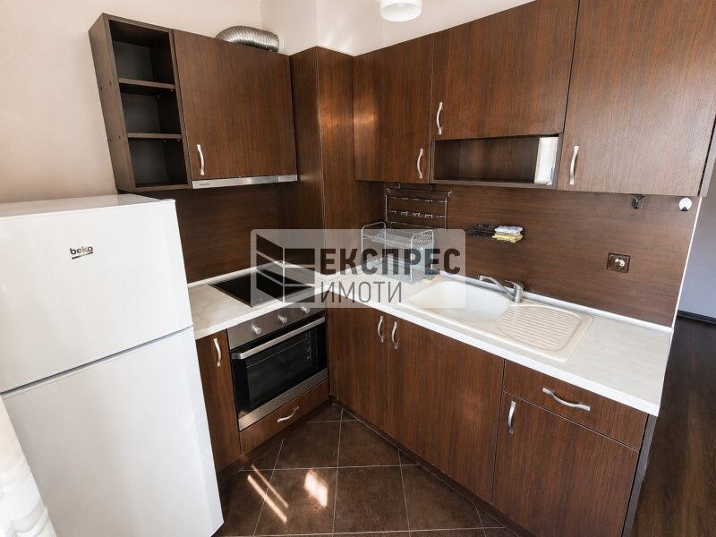 Продава 3-СТАЕН, гр. Варна, Окръжна болница-Генерали, снимка 5 - Апартаменти - 54192152