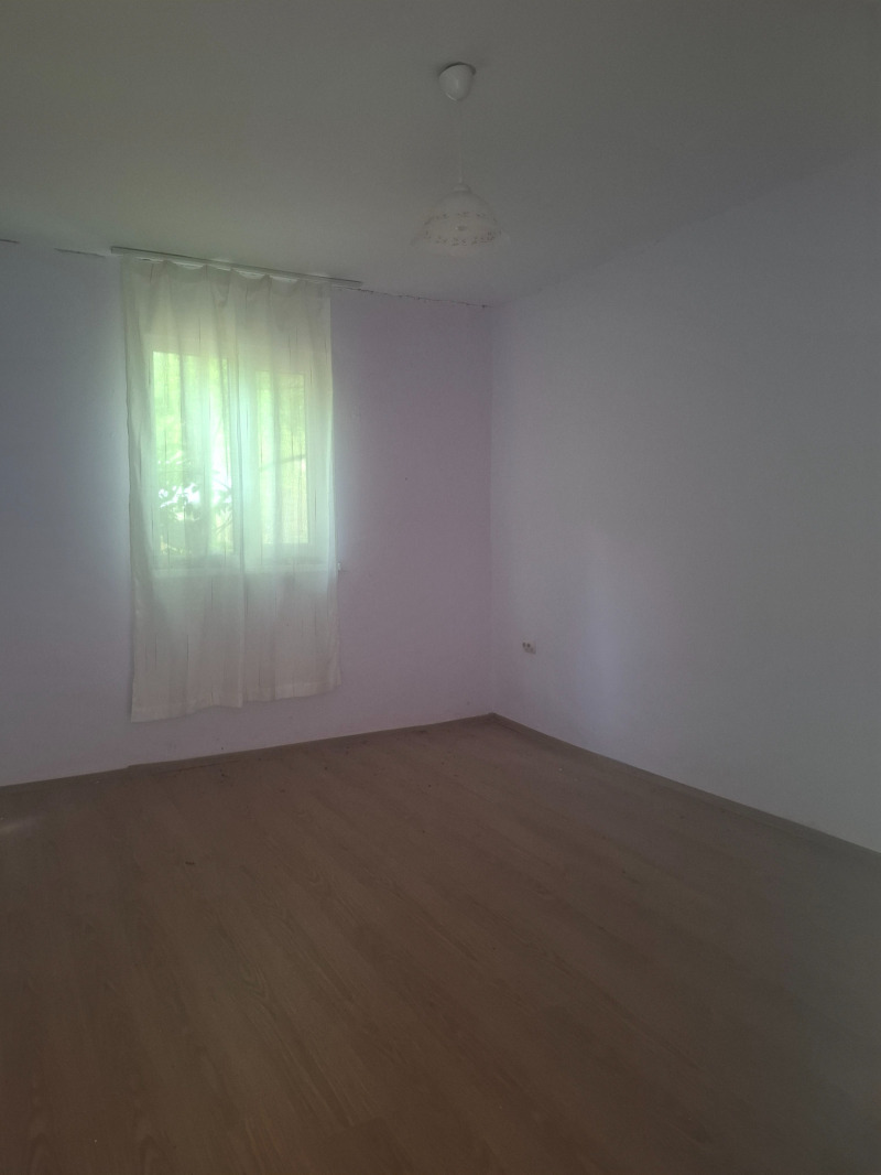 Продава КЪЩА, с. Садово, област Варна, снимка 5 - Къщи - 52750446