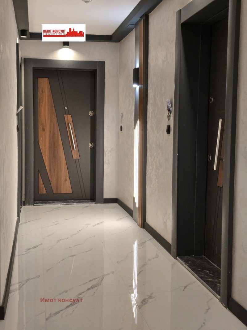 Продава 2-СТАЕН в град Пловдив, Център - 68 кв.м / 161 300 € » 315 475.38 лв., Имот консулт