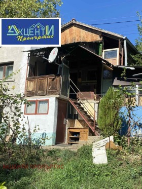 Huis Malki tsjiflik, regio Veliko Tarnovo 1