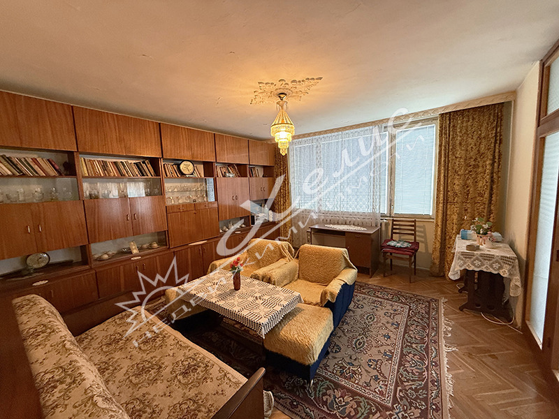 Продава 3-СТАЕН, гр. Бургас, Славейков, снимка 2 - Апартаменти - 53380088