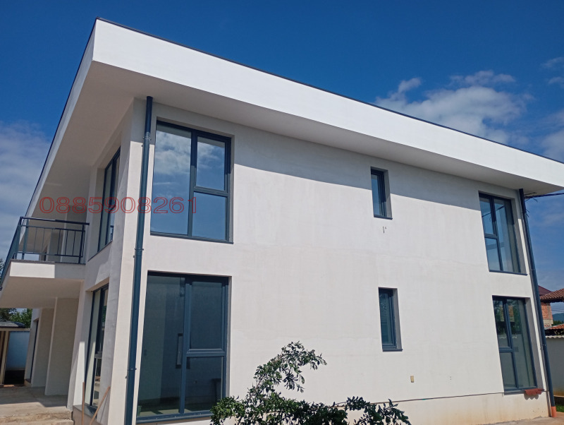 Til salg  Hus Sofia , Novi Iskar , 347 kvm | 70799692 - billede [2]
