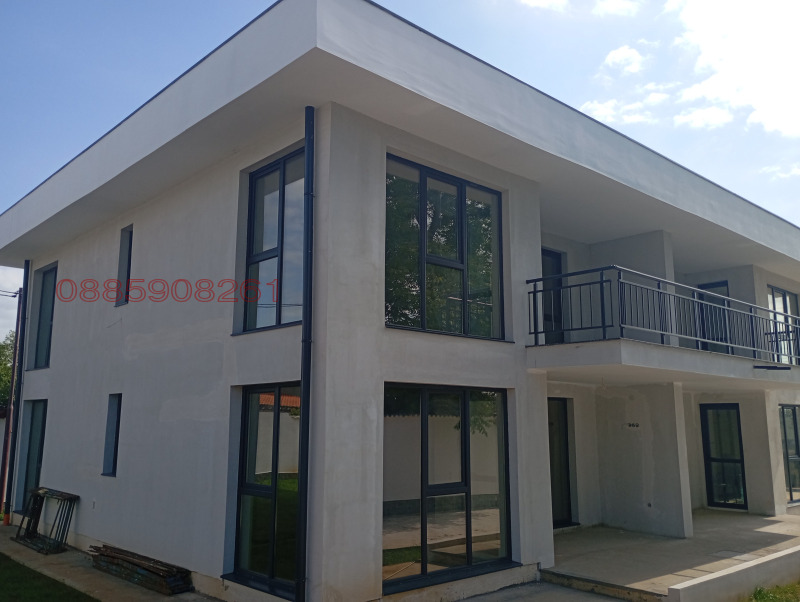 Til salg  Hus Sofia , Novi Iskar , 347 kvm | 70799692
